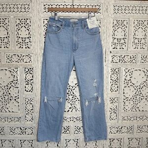 NWT Abercrombie & Fitch The Ankle Straight Ultra High Rise Light Wash Jeans 27